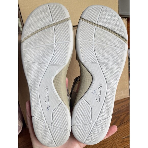 CLARKS Tresca Curve Wedge Sandal Women’s US 9 Greystone Tan Adjustable - Picture 7 of 9